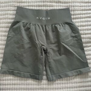 NVGTN size M grey biker short